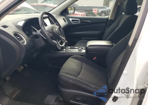 2018 Nissan Pathfinder S z USA, uszkodzony, nr VIN 5N1DR2MM4JC663177